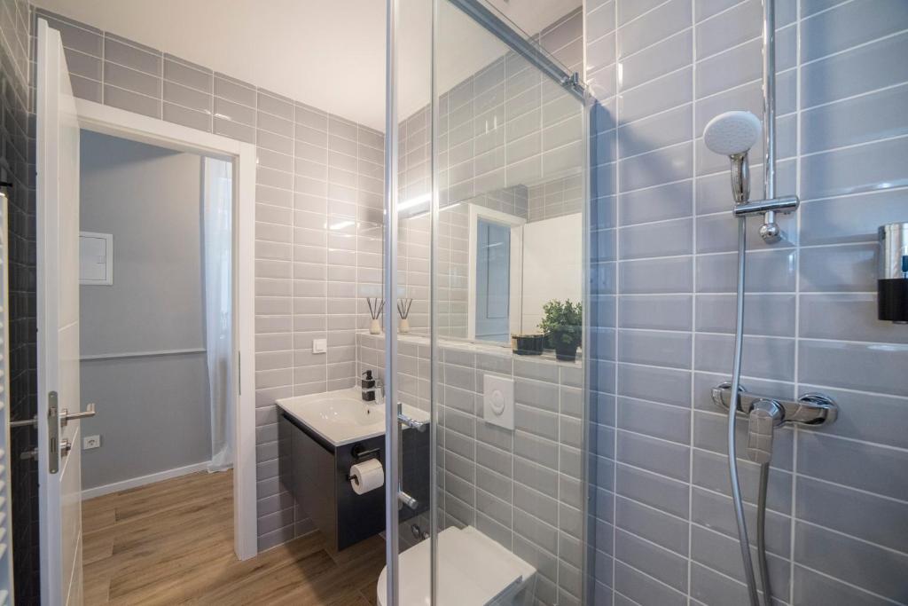 Imperial Apartment P, 2nd Floor - 8