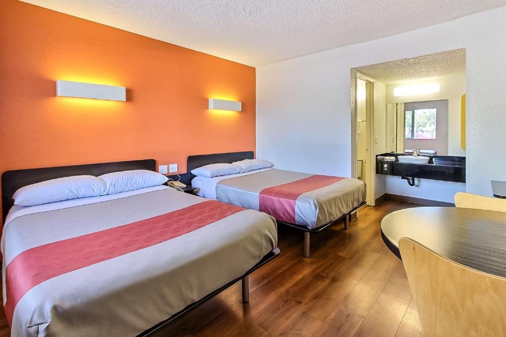 Motel 6-Campbell, CA - San Jose photo