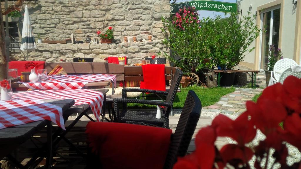 Restaurace v ubytování UNO Hotel Chapeau Noir - Free Parking
