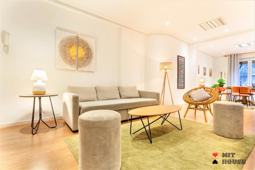 Booking.com: Apartamento MIT House Menorca en Madrid , Madrid ...