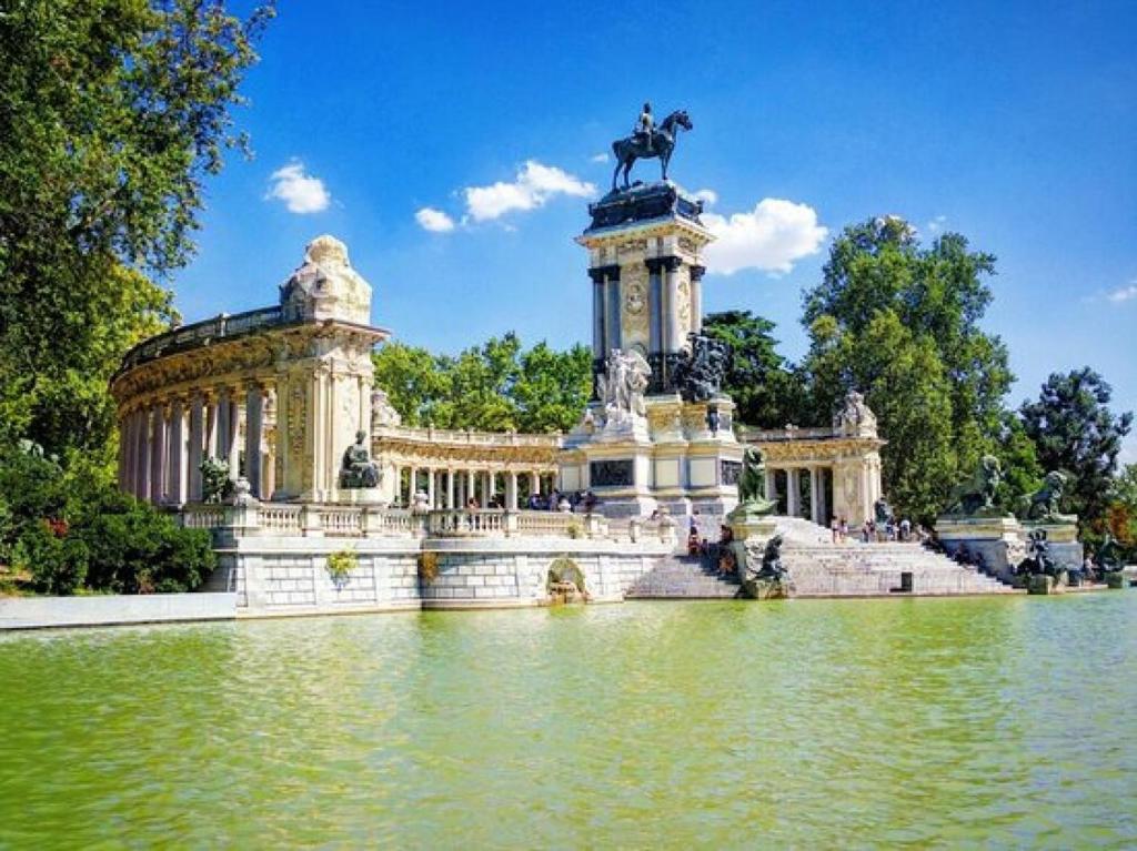Booking.com: Apartamento MIT House Menorca en Madrid , Madrid ...