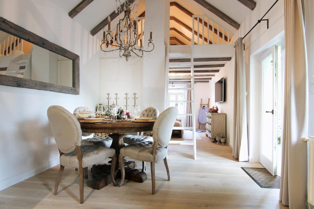 Fotografie z fotogalerie ubytování Vila Vilma Vineyard Cottage v destinaci Lendava