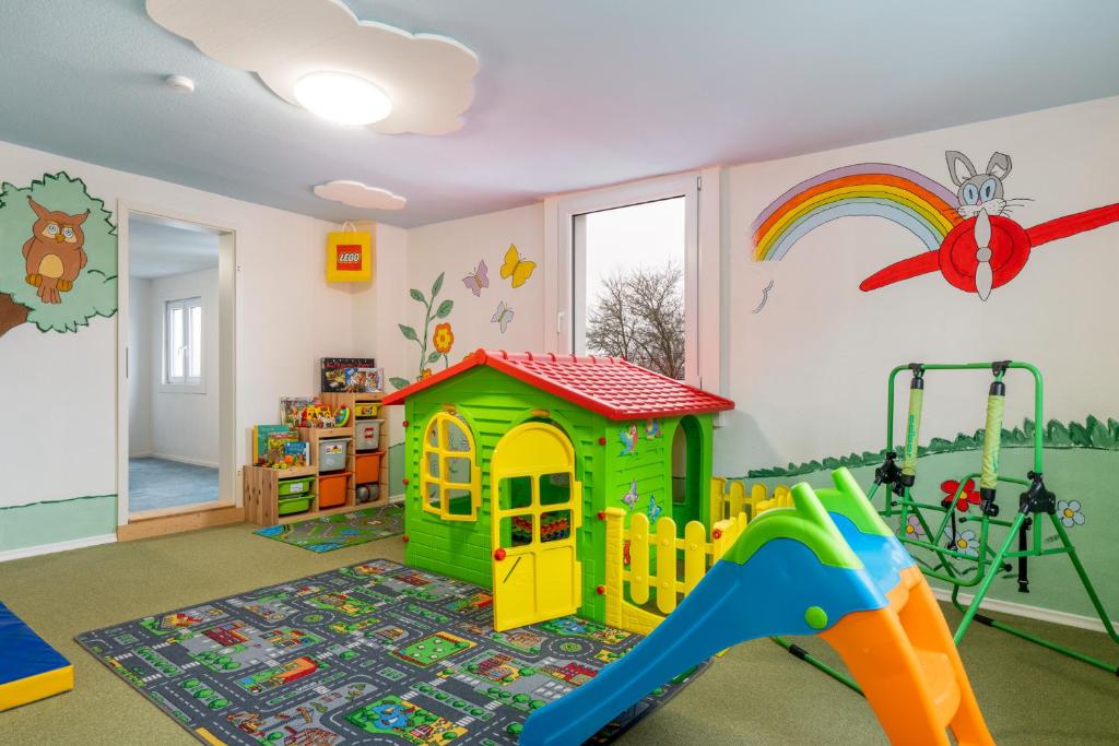 TREEHOUSE - KiDS PARADISE - CENTRAL - SSC - 14