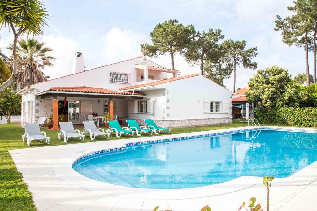 Bazén v ubytování Vila, Piscina,praia, 20 km Lisboa nebo v jeho okolí