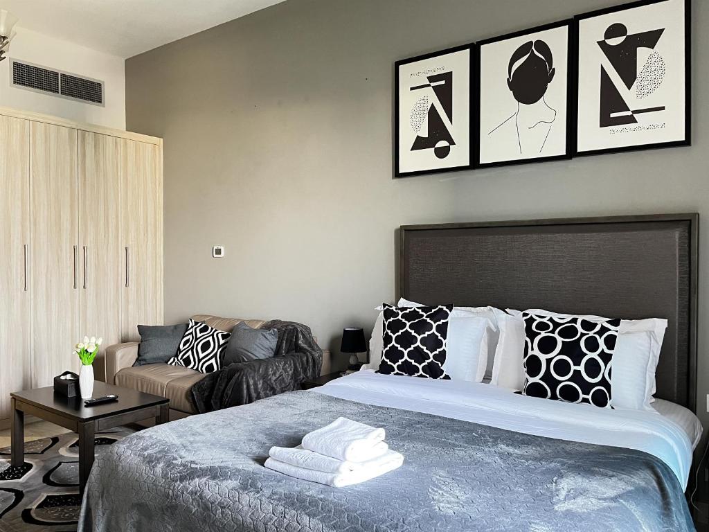 Studio in Business Bay Stylish and Centrally Located, Dubai