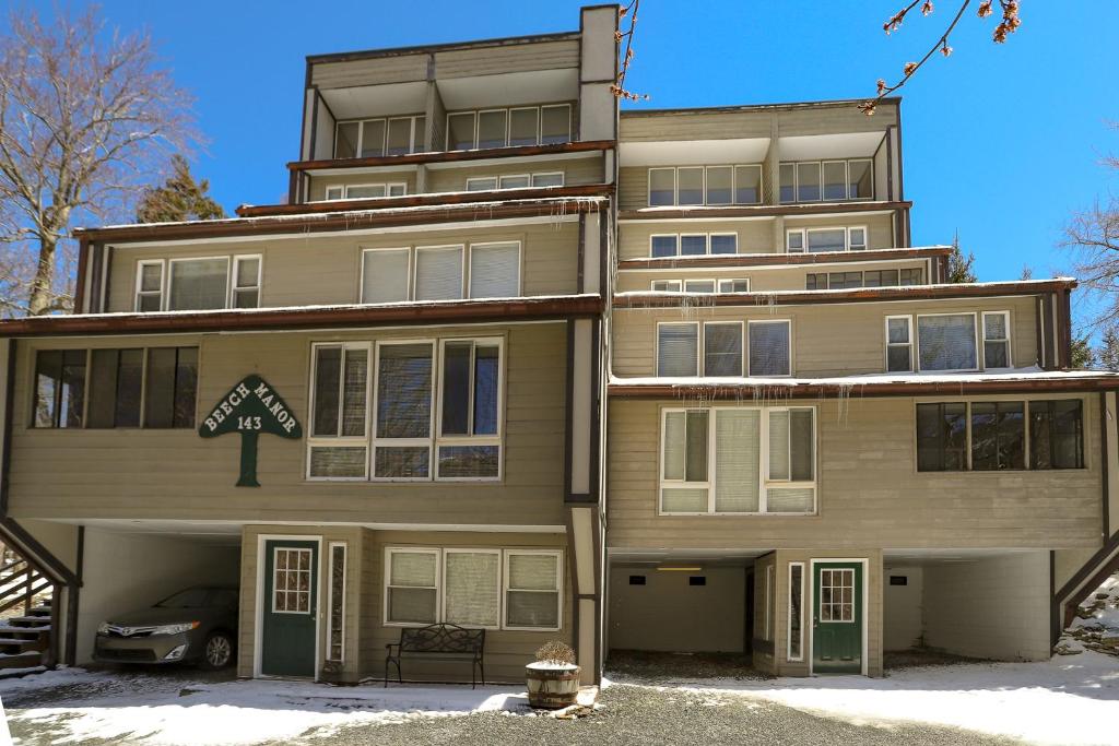 Beech Manor by VCI Real Estate Services, Beech Mountain Updated 2023