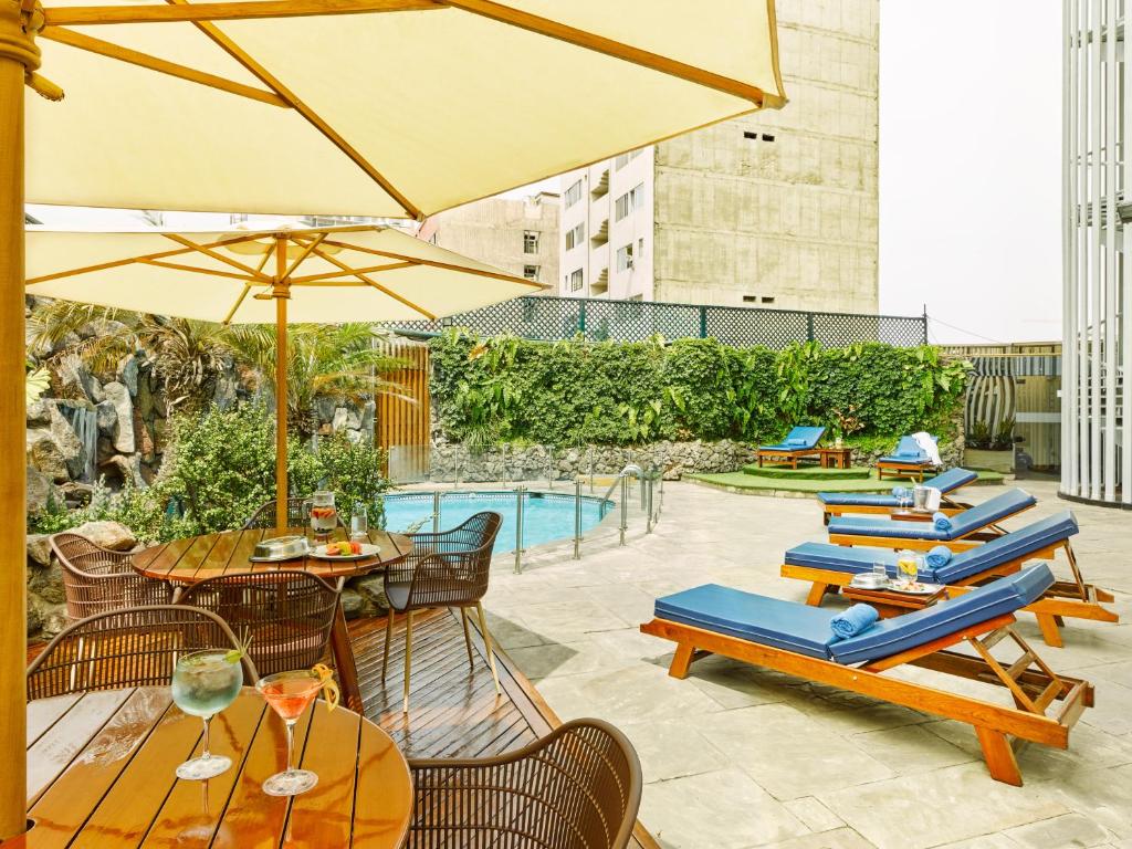 Bazén v ubytování Hotel Estelar Miraflores nebo v jeho okolí