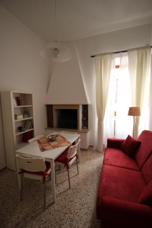 A seating area at Maddalena House