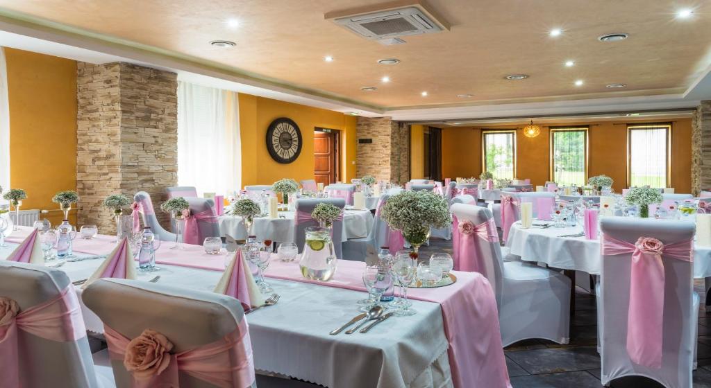Restaurace v ubytování Hotel Polo
