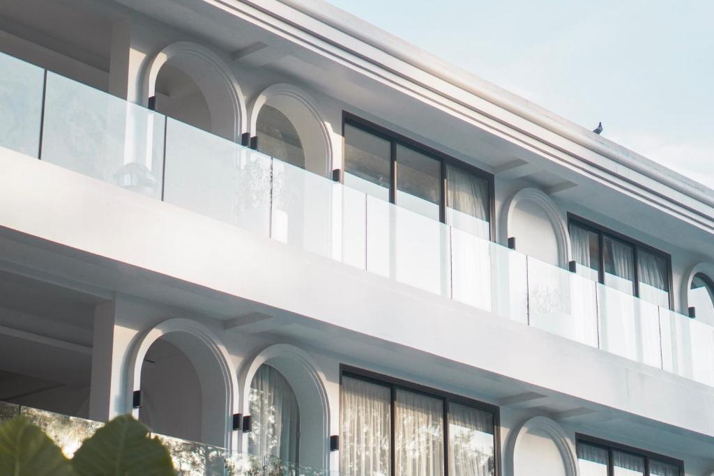 Balkón nebo terasa v ubytování Anona Beachfront Phuket Resort-SHA EXTRA PLUS