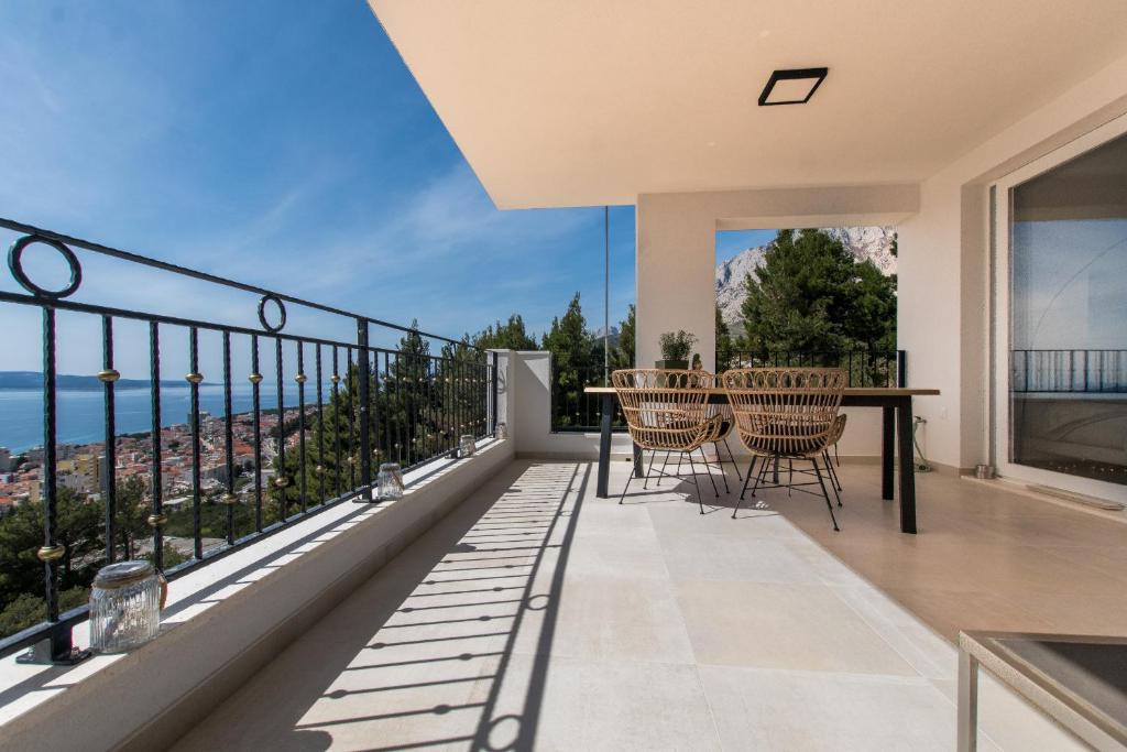 Balkón alebo terasa v ubytovaní Villa Smaragd - Perle - Luxury Apartments With Shared Pool
