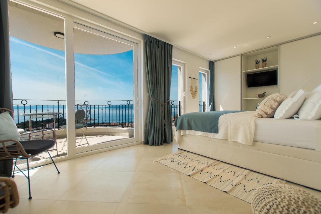 Posedenie v ubytovaní Villa Smaragd - Perle - Luxury Apartments With Shared Pool