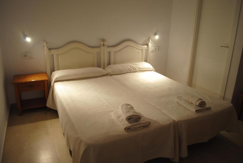 Hostal Paris Ciutadella, Ciutadella – Updated 2023 Prices