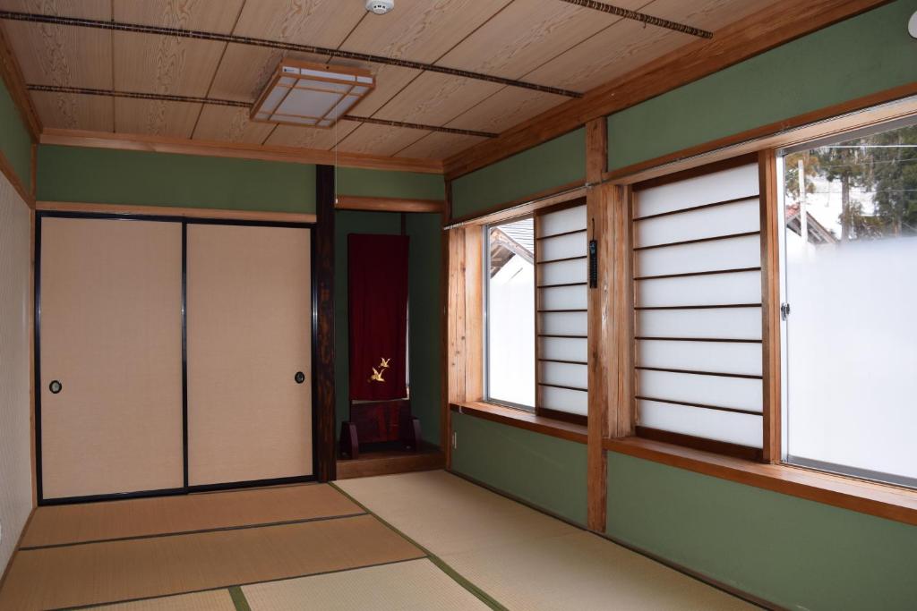 Foto sihtkohas Nanto asuva majutusasutuse GOKAYAMA BASE galeriist