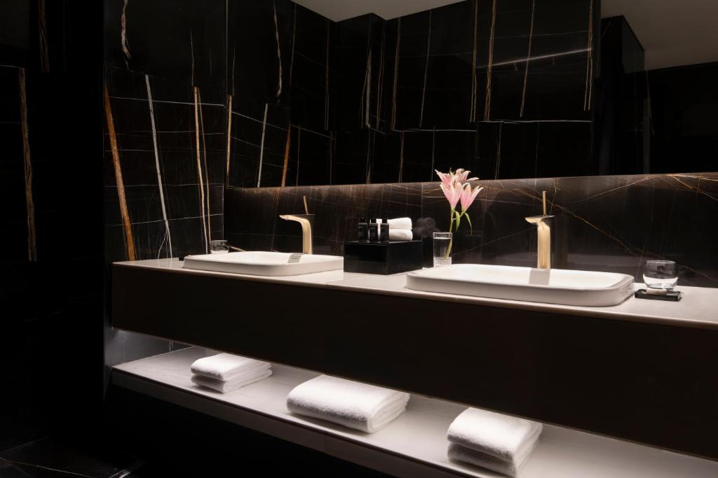 Vannituba majutusasutuses Steigenberger Hotel Doha