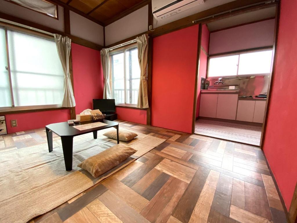 Naka-ku, Yokohama - House Booking}