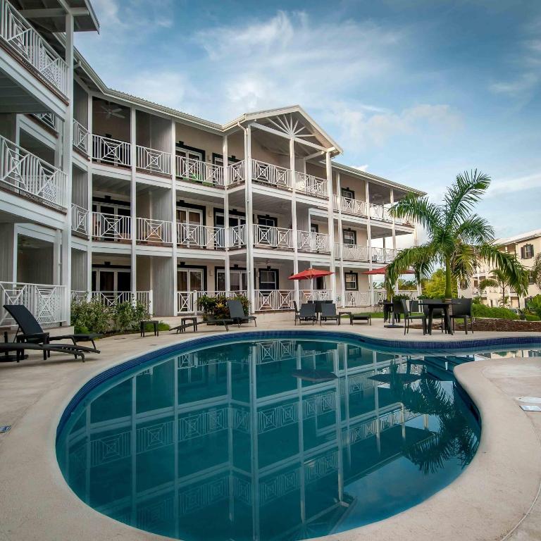 Bazén v ubytování Lantana Barbados Condos nebo v jeho okolí