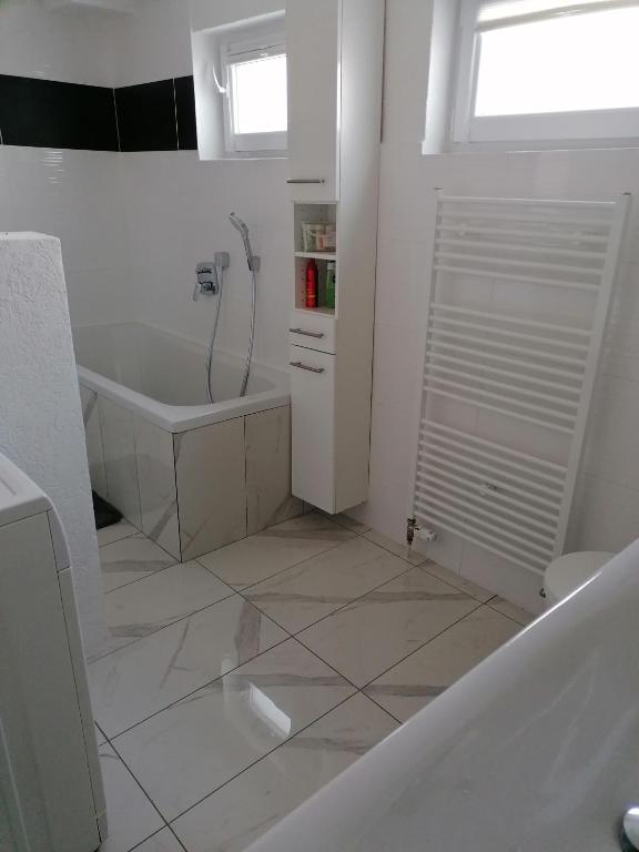 Koupelna v ubytování Schöne Einliegerwohnung in Hechingen