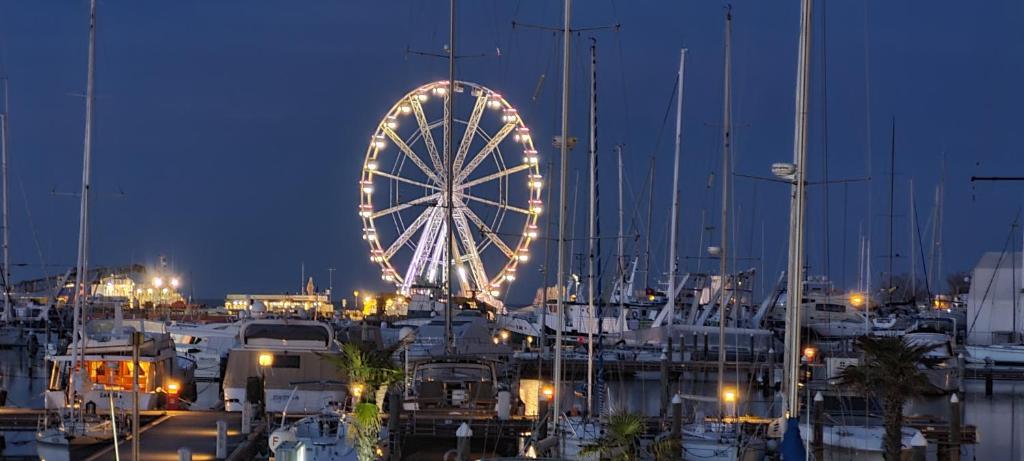 Hotel Villa Dina - Resim 9