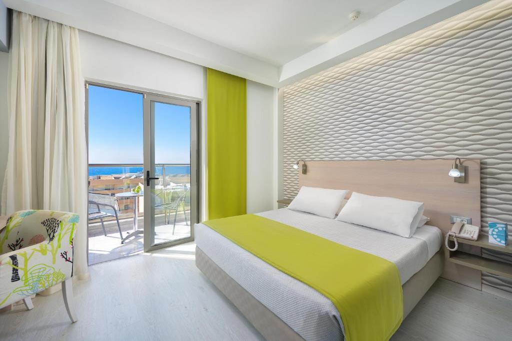 
Standard Room with Sea View

