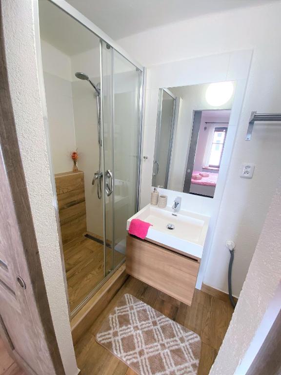 Postel nebo postele na pokoji v ubytování Apartmán Prachatice