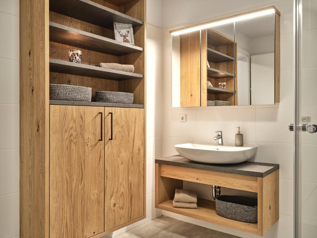 Vannituba majutusasutuses The Spa Suite Top 3- Tauplitz Residences by AAHH