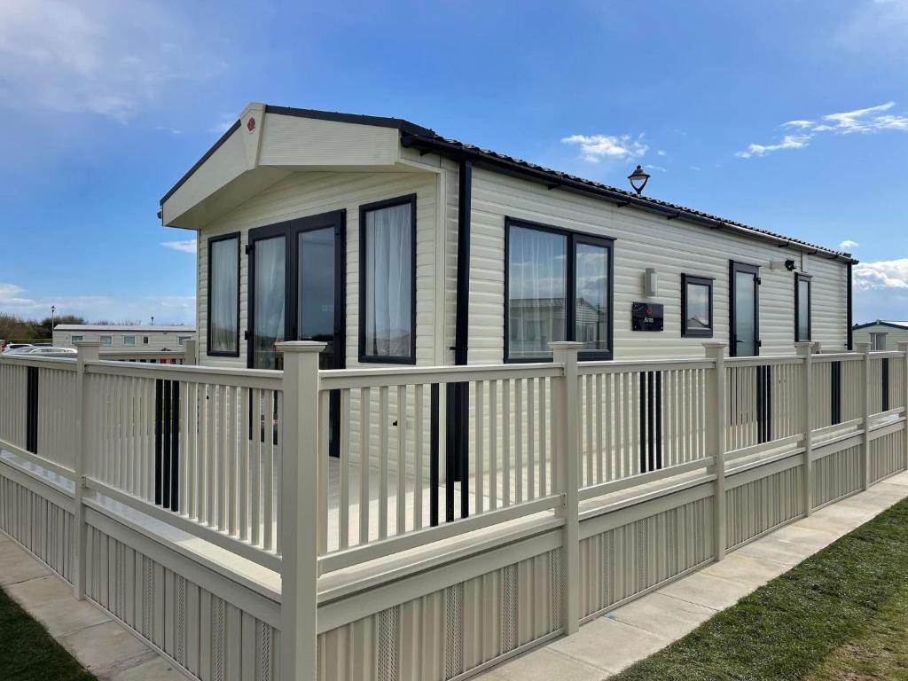 Mulberry Prestige Holiday Home - Maison De Deux Chambres