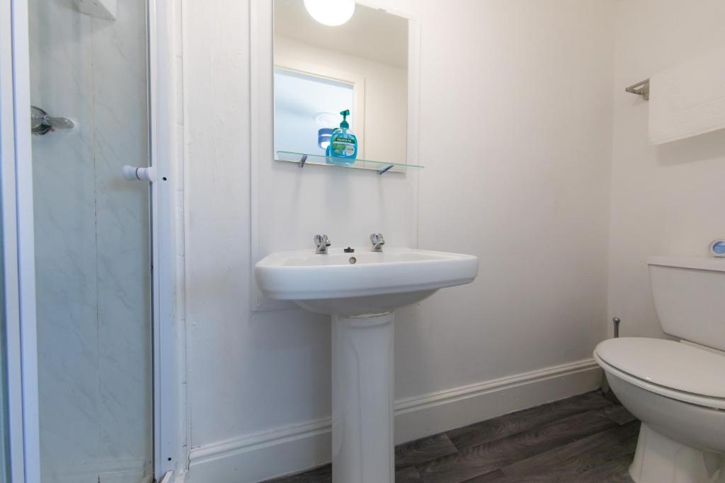 The Adonis Hotel - Resim 27