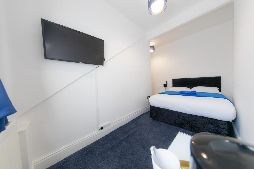 The Adonis Hotel - Resim 41