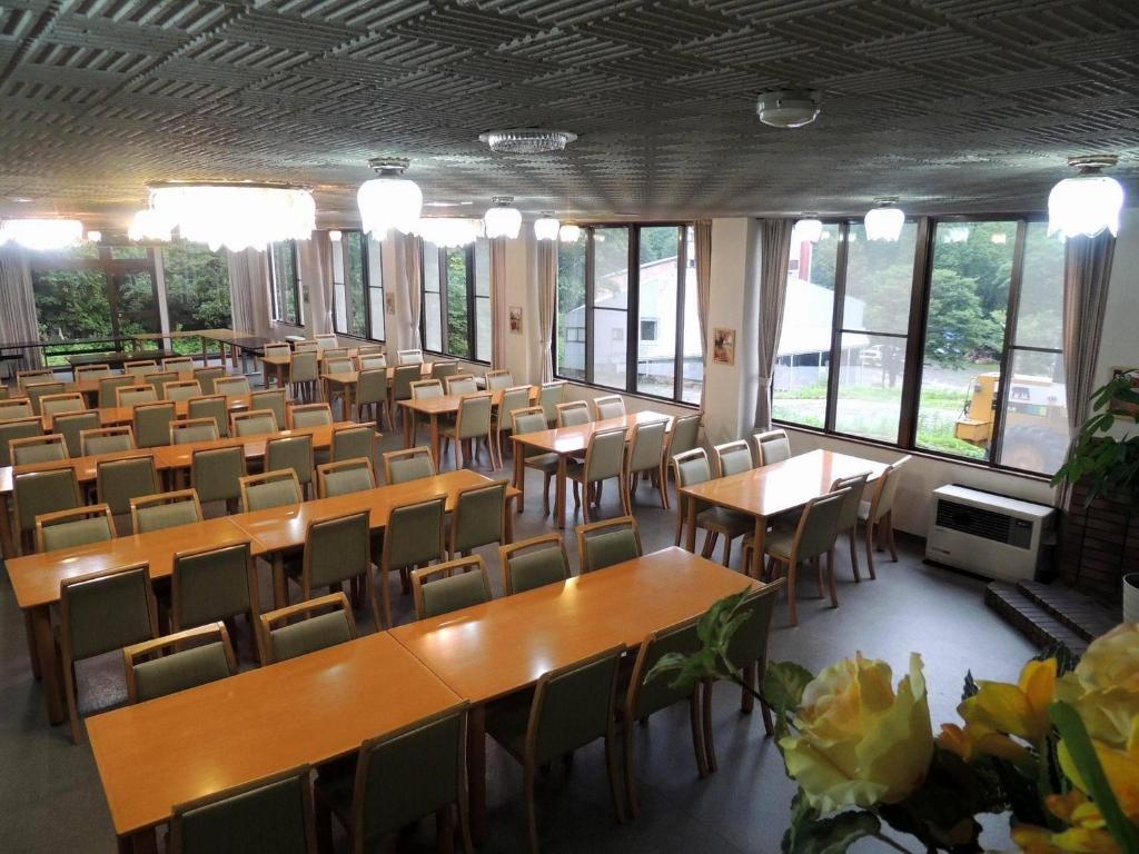 Restaurace v ubytování Naeba Lodge Oka