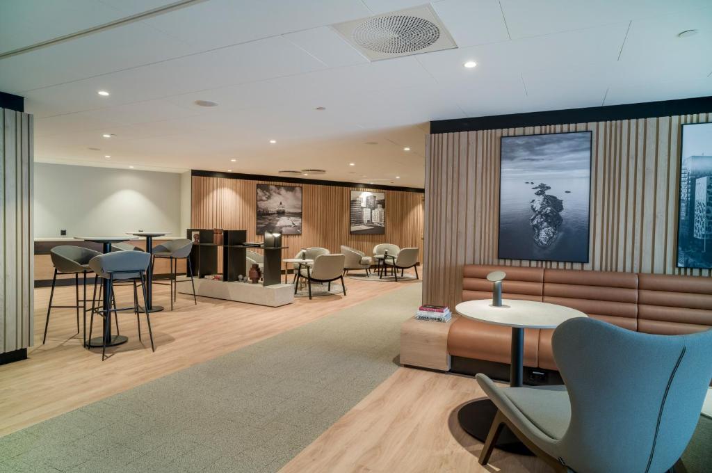 Posezení v ubytování Radisson RED, Oslo Airport