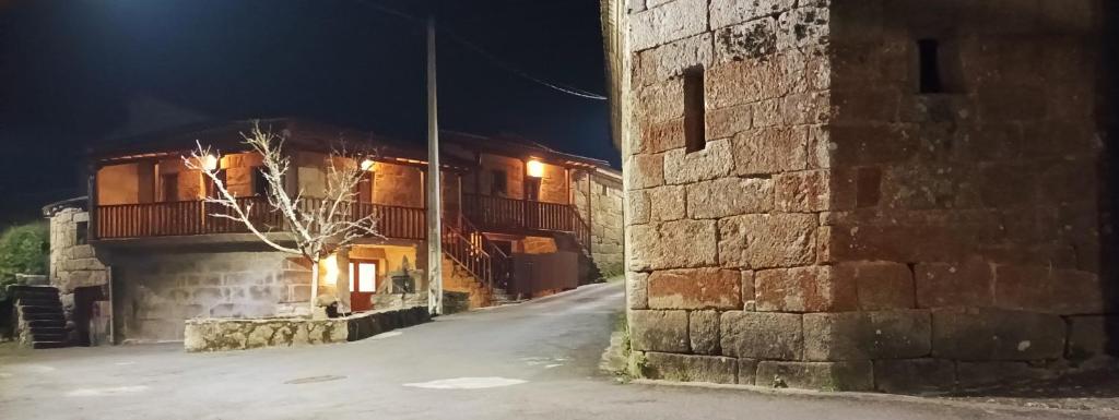 Fotografie z fotogalerie ubytování Habitación Da Moura v destinaci Maus de Salas