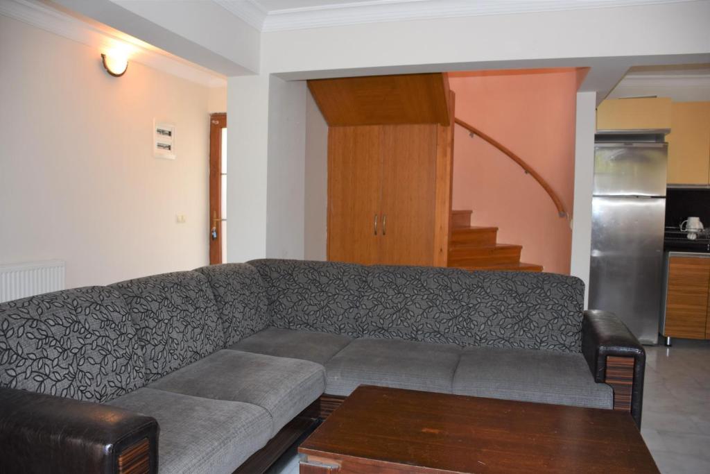 Posezení v ubytování Dinara Hotel