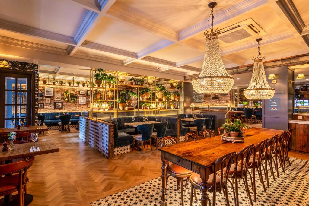 Restoran või mõni muu söögikoht majutusasutuses The Ashe Hotel