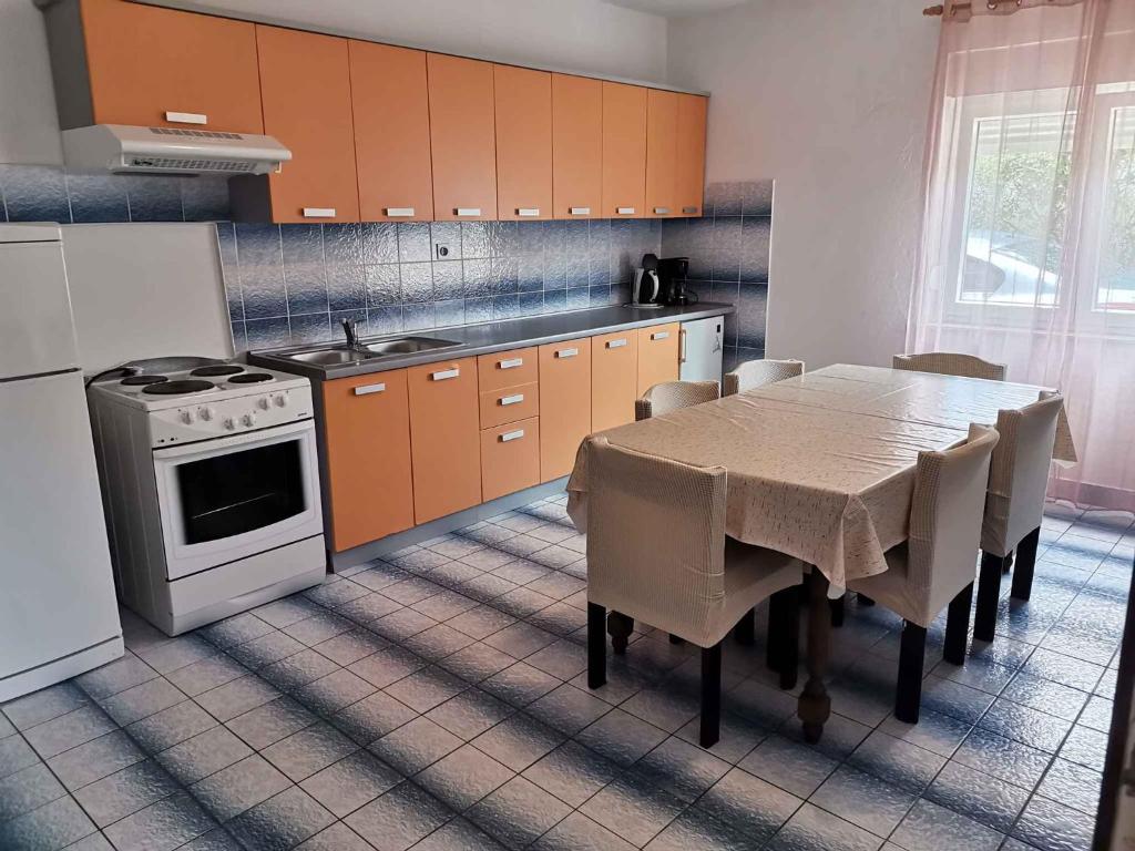 Fotografie z fotogalerie ubytování Apartment Lopar 33 v destinaci Lopar