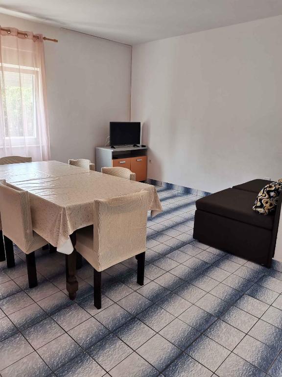 Fotografie z fotogalerie ubytování Apartment Lopar 33 v destinaci Lopar