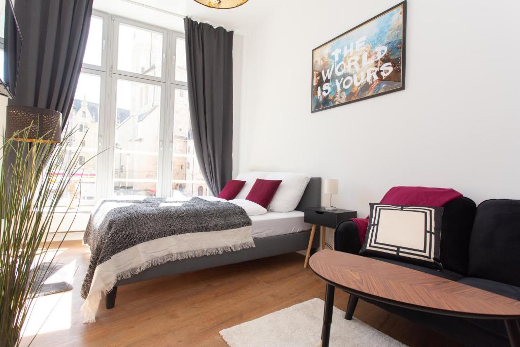 FullHouse - Halle - M14 Apartments - Marketplace - Wonderful View - Studio Apartment