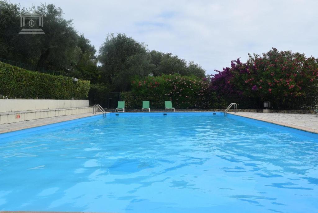 Photo de la galerie de l'établissement Le Renoir, à Cannes