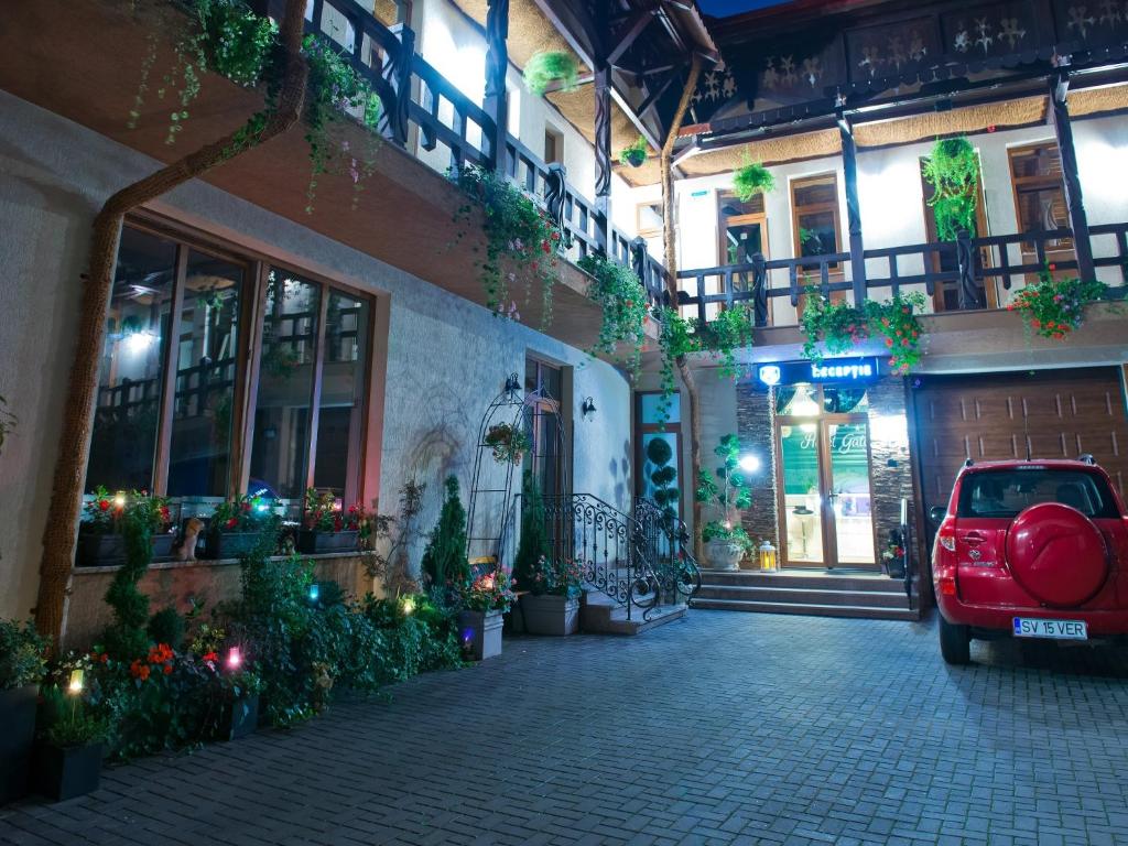 Fotografie z fotogalerie ubytování Hotel Galany v destinaci Rădăuţi