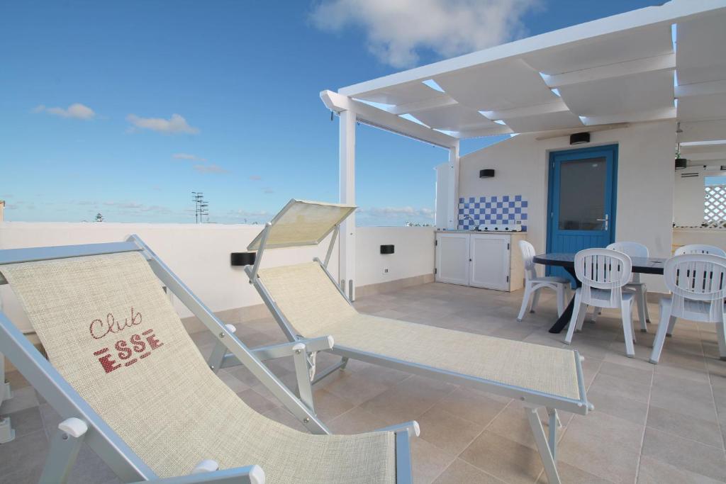 Fotografia z galérie ubytovania Appartamento PANAREA - Terrazza Vista Mare v San Vite lo Capo