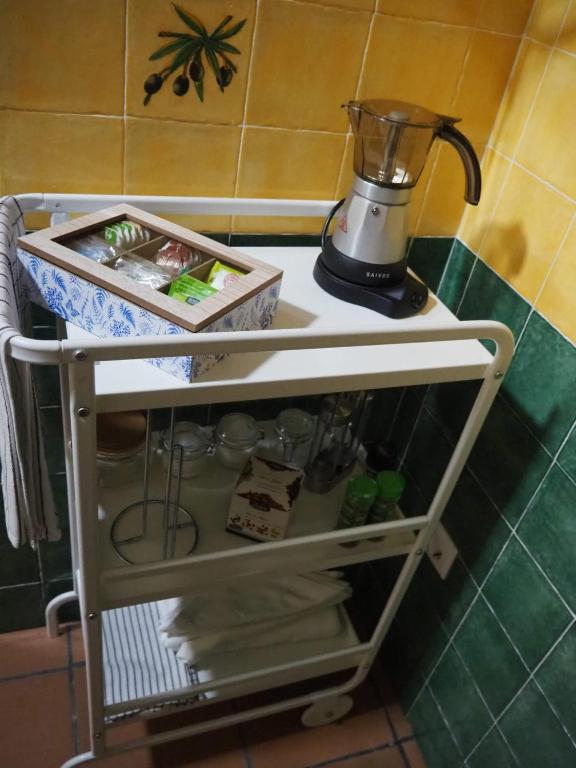 Kuchyň nebo kuchyňský kout v ubytování Sendero de la Subbetica - Apartamentos Turisticos en Zuheros - Holiday Home