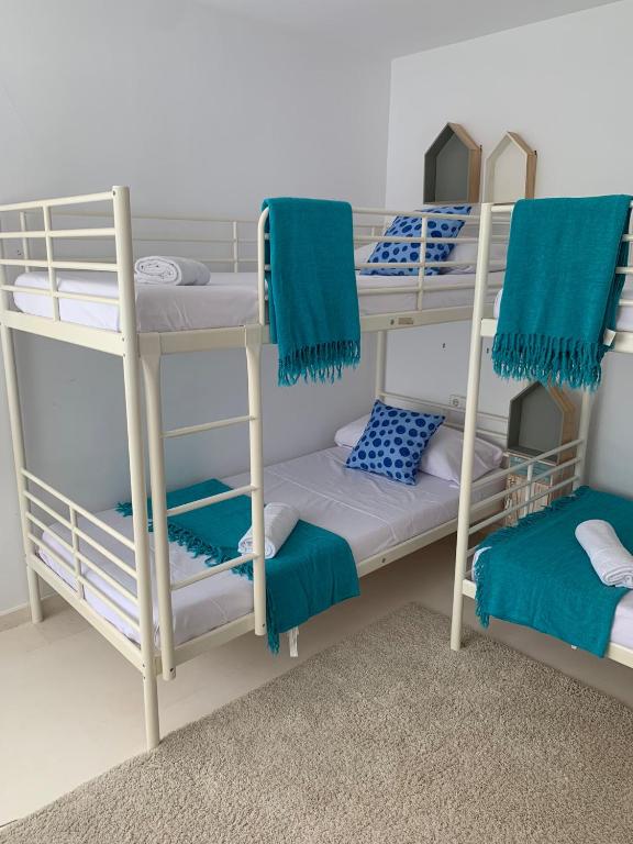 Booking.com: VILLA DE LUJO EN IBIZA CON VISTAS INCREÍBLES ...