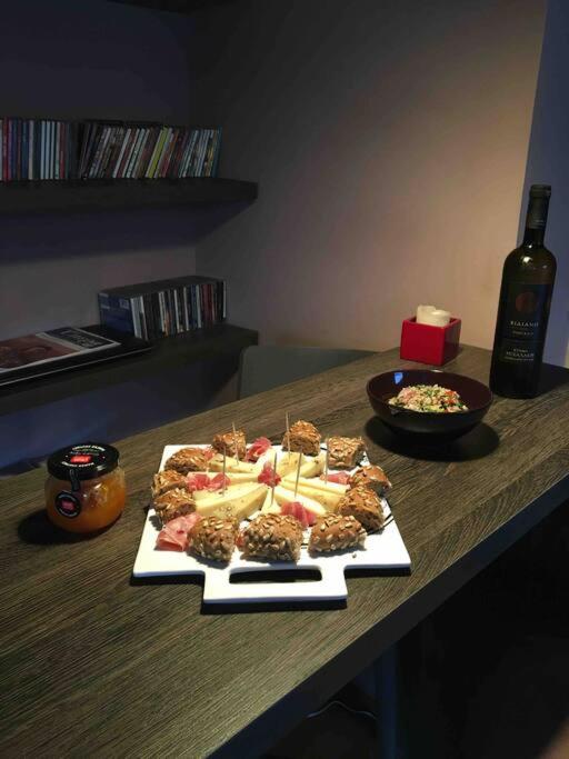 Cozy Loft with Jazz Notes in Kolonaki - 11