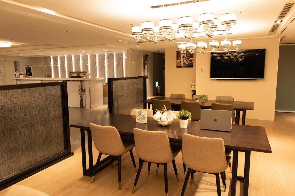 Kuchyň nebo kuchyňský kout v ubytování N Hotel