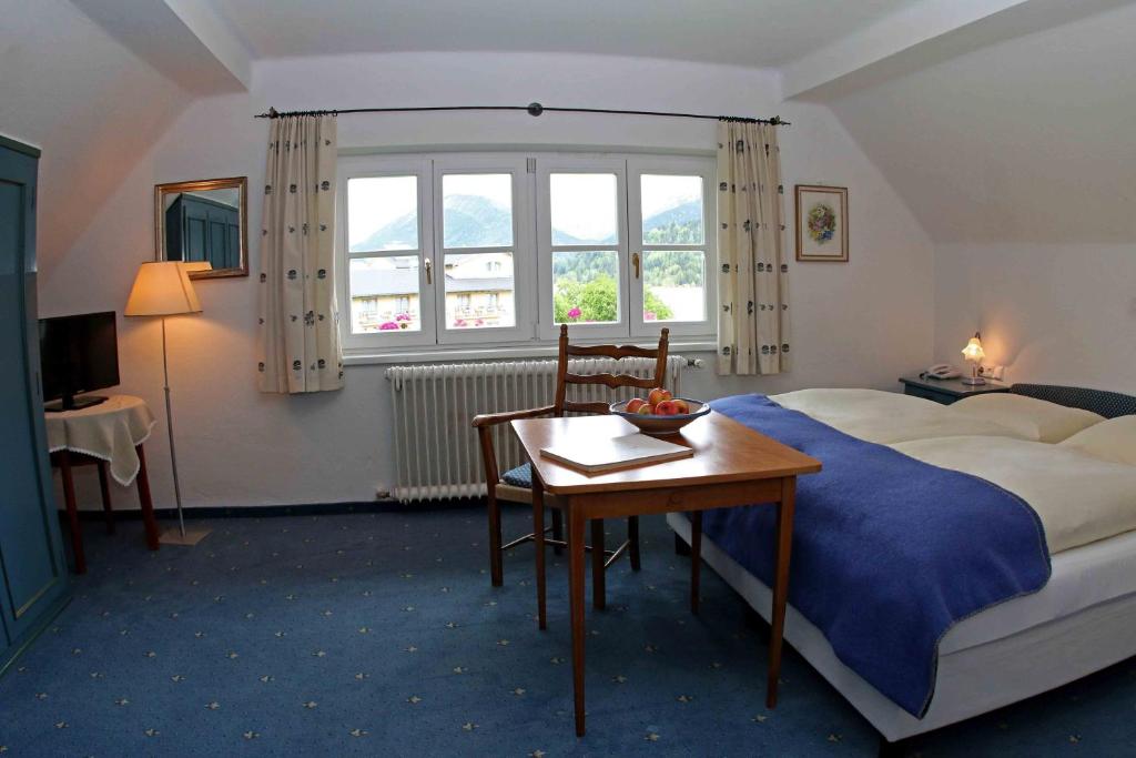 Seehotel Enzian - Tweepersoonskamer Met Uitzicht Op Het Meer