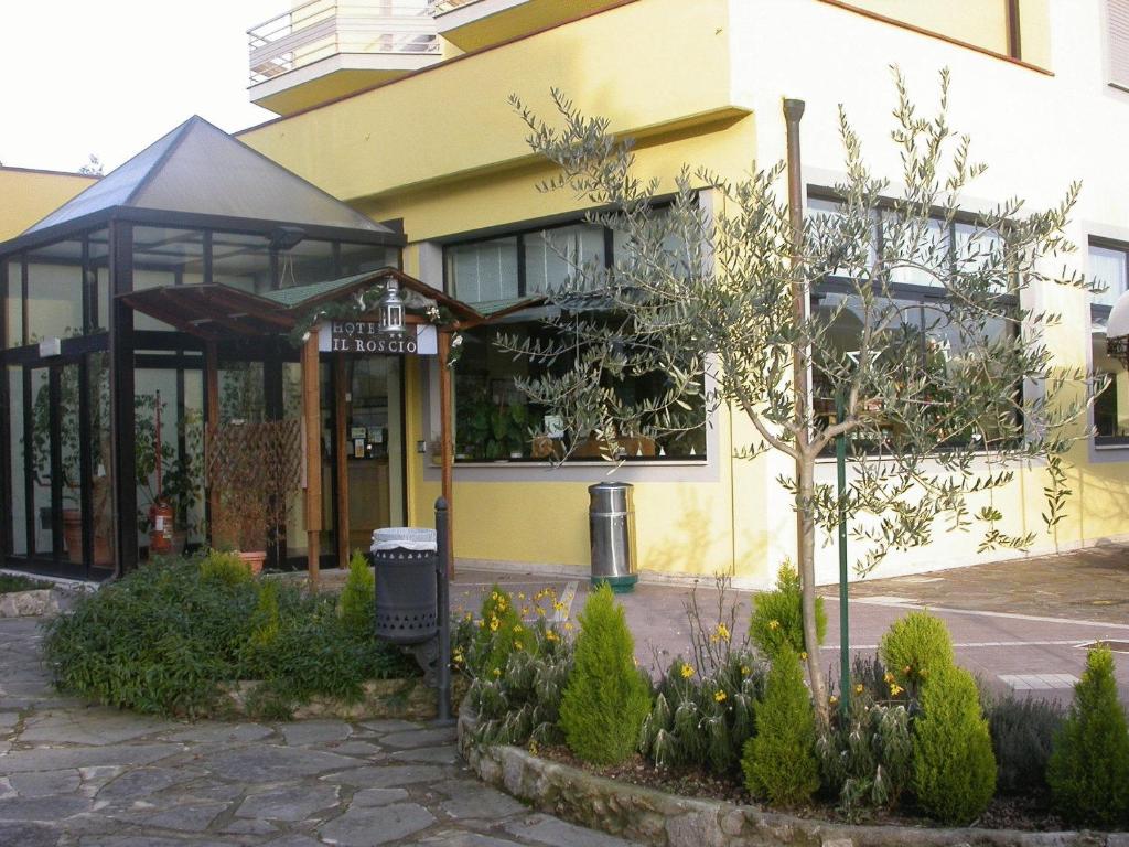 Budova, kde se hotel nachází