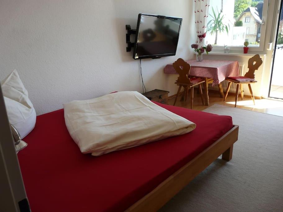Postel nebo postele na pokoji v ubytování Kleine feine Wohnung in Toplage