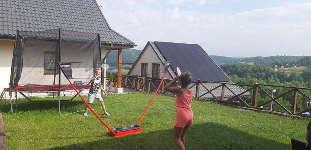 Herní místnost nebo prostor pro děti v ubytování Domki Solina Róża Wiatrów