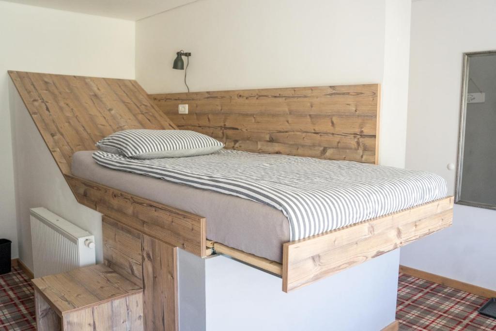 Postel nebo postele na pokoji v ubytování Hiša Poljana Rooms