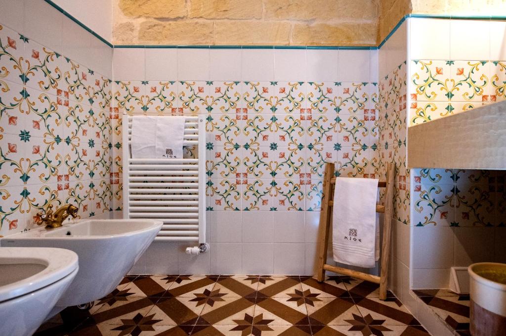 A bathroom at MIOE